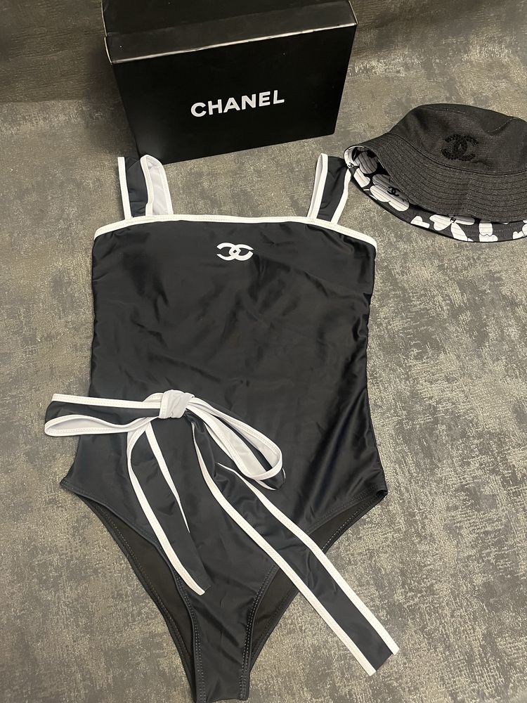 Купальник Chanel,Versace