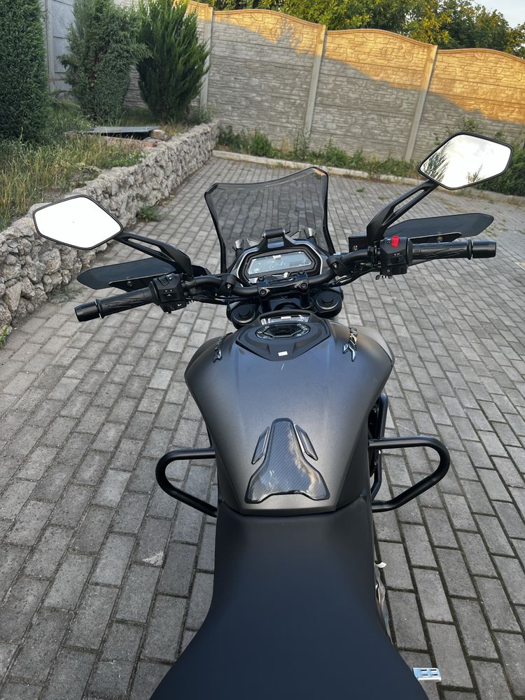 Новий мотоцикл BAJAJ DOMINAR 400 UG, 2024