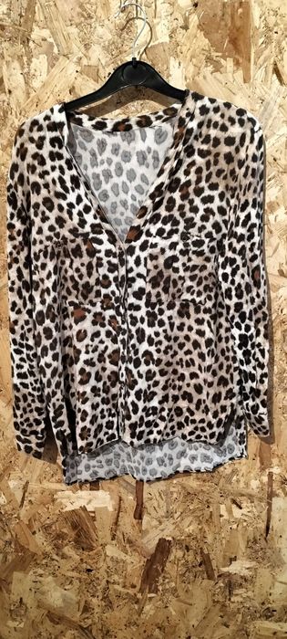 camisa tigresa com manga comprida