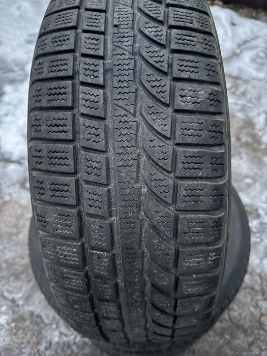 Резина зима 195-65-15.  185-65-15. 205-55-16