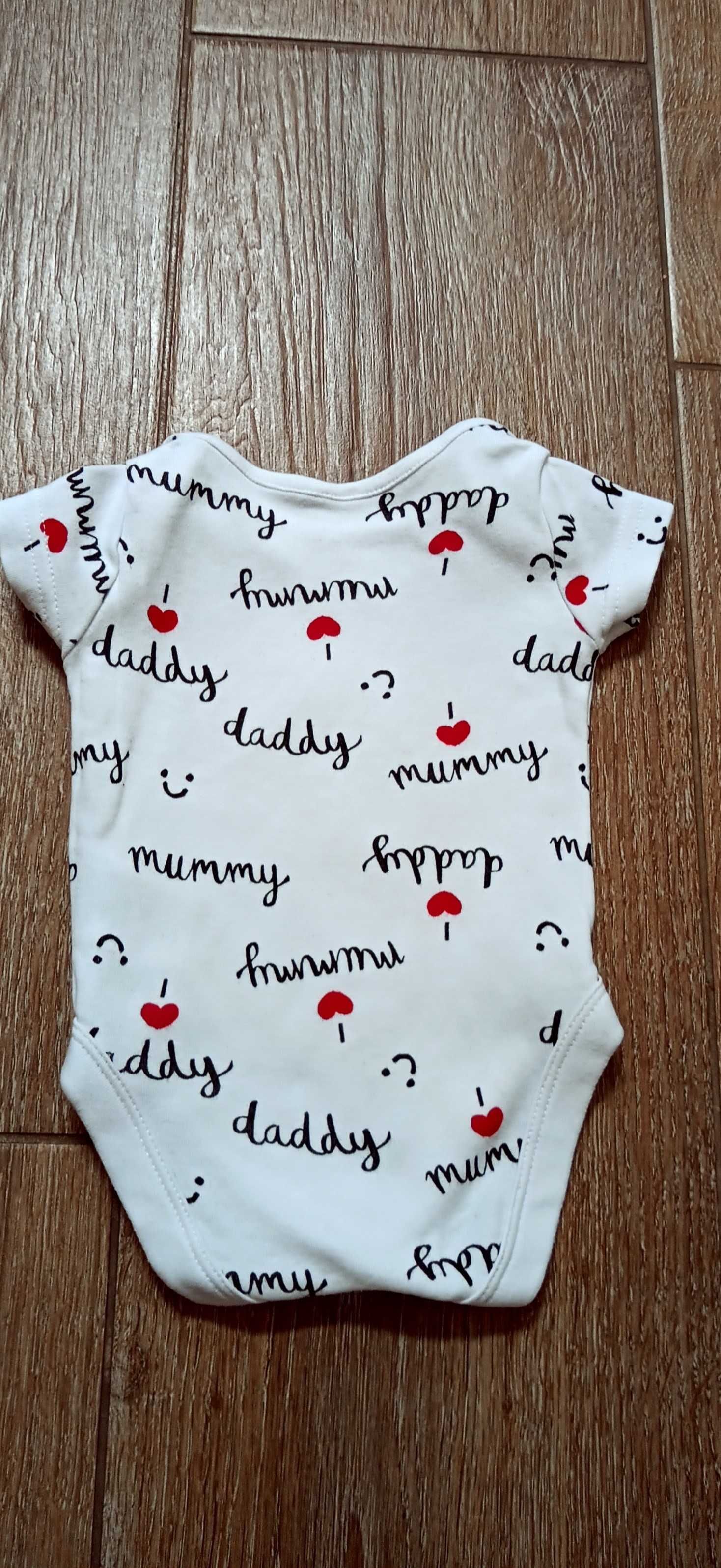 Body z krótkim rękawem z napisami r.50 Mothercare
