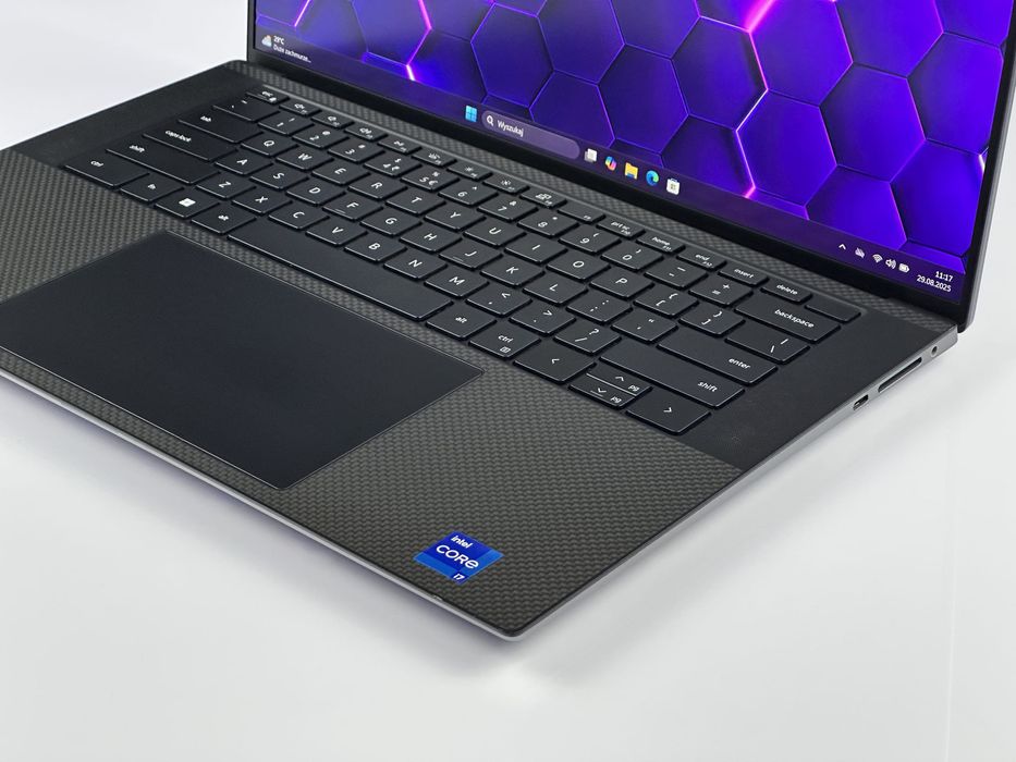 Laptop DELL Precision 5570 | i7-12700H / FHD+ / RTX A1000 / US / FV23%