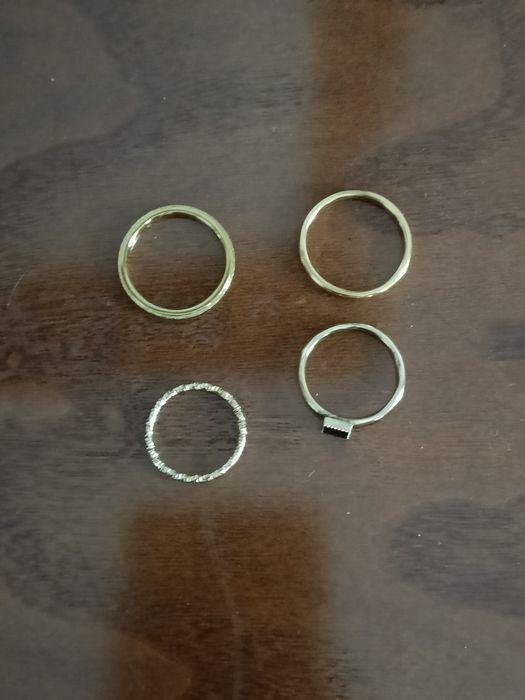 Conjunto 4 anéis novos dourados em aço
