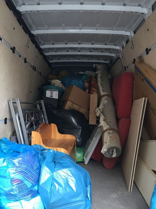 Gabaryty/Opróżnianie mieszkań/domów/piwnic itp