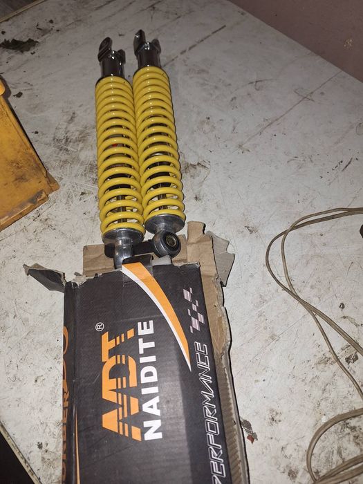 Продам пружини задні скутер вайпер