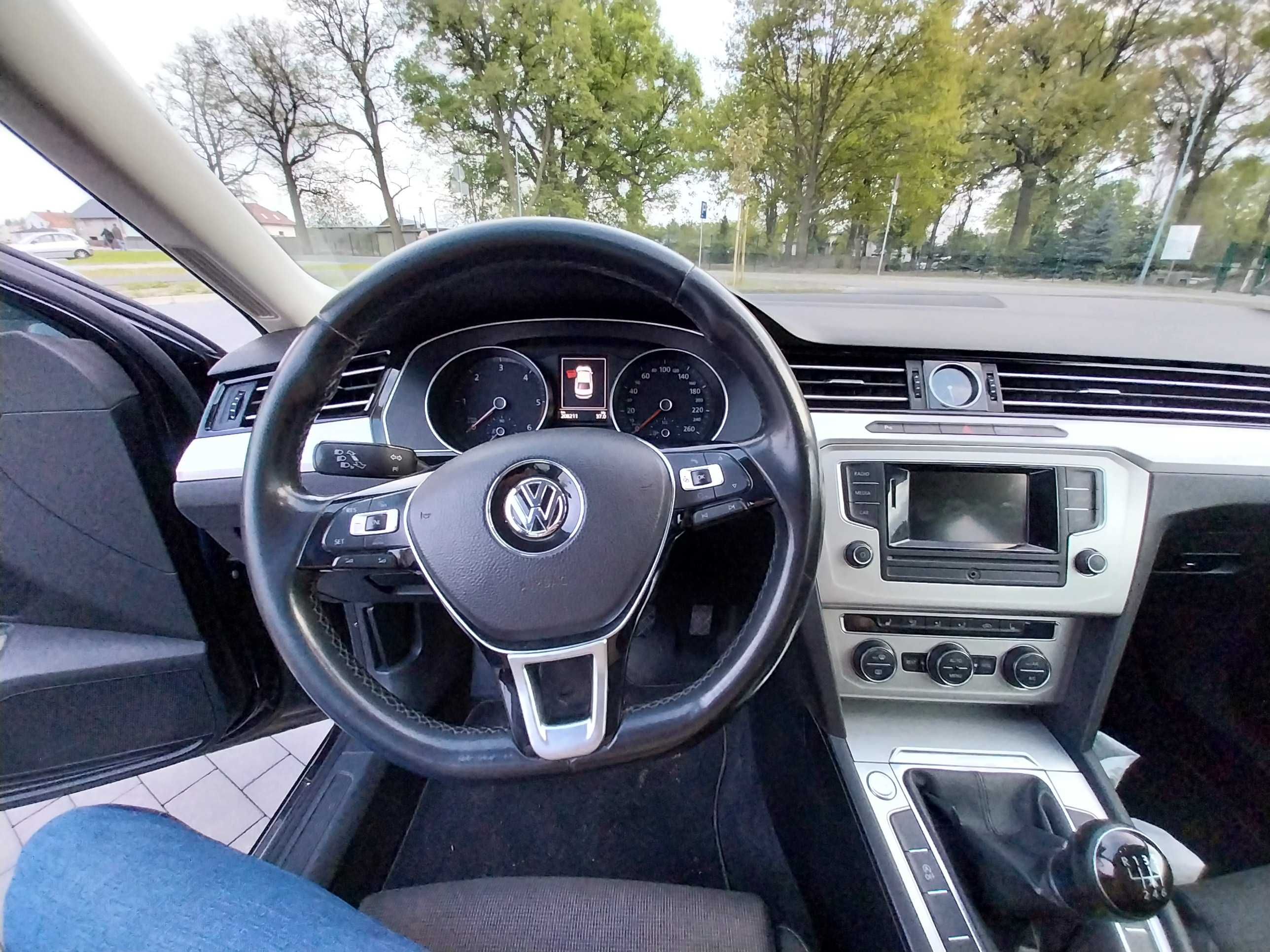 Volkswagen Passat 2.0 TDI Bezwypadkowy