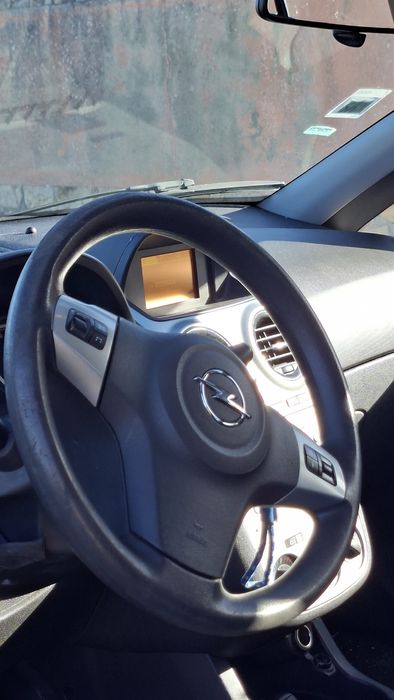 Opel Corsa 1.3 gasóleo 2014