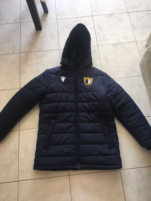 Blusão do Famalicão