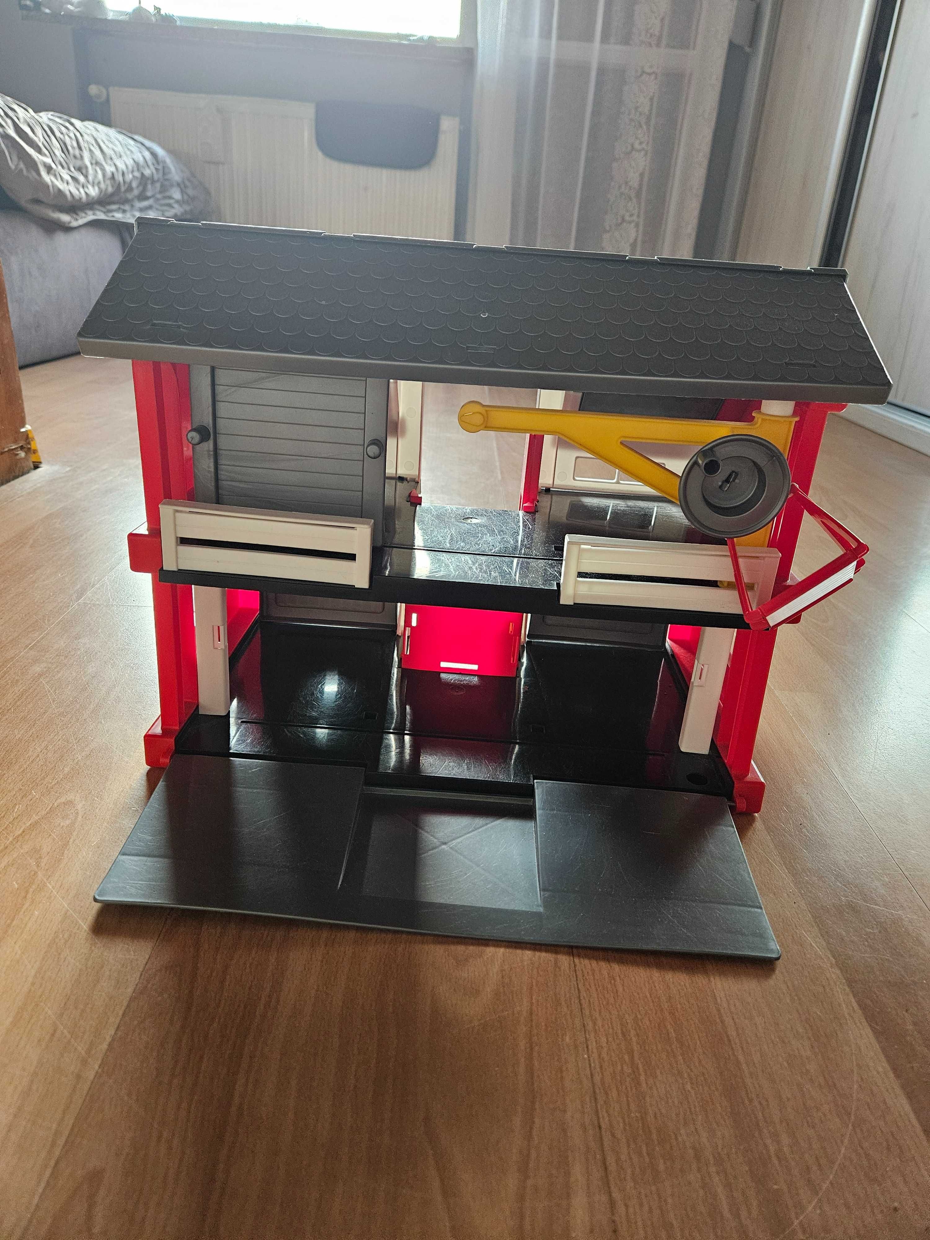 Wader 25410 Play House remiza strażacka