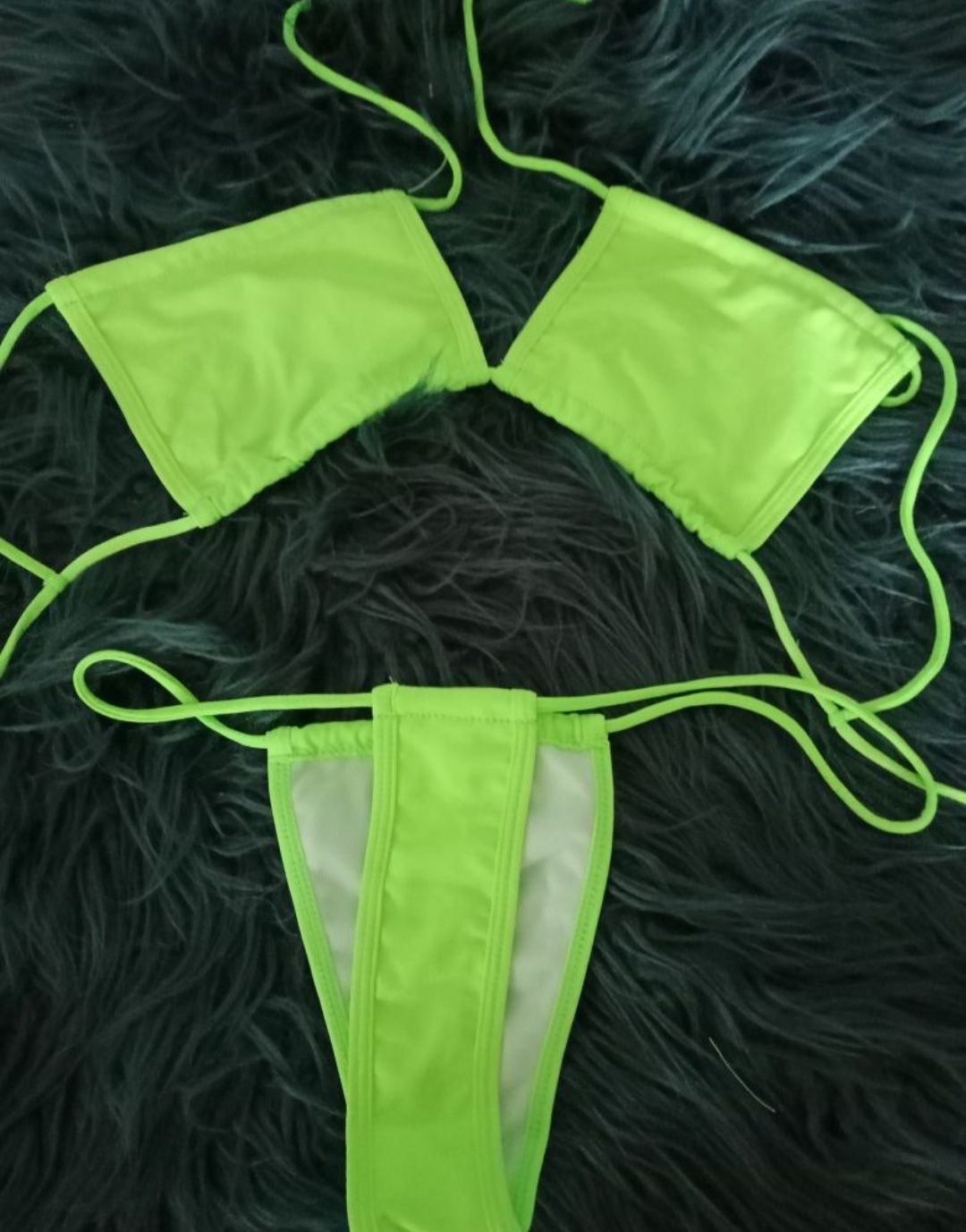 Neonowy kostium kąpielowy bikini stringi