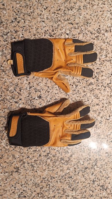 Luvas Biltwell em Couro – Tamanho S – Usadas menos de 5 vezes