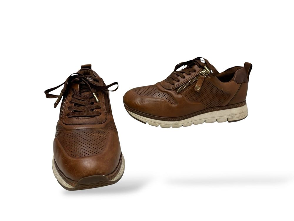 Sneakersy skorzane Tamaris rozmiar 36