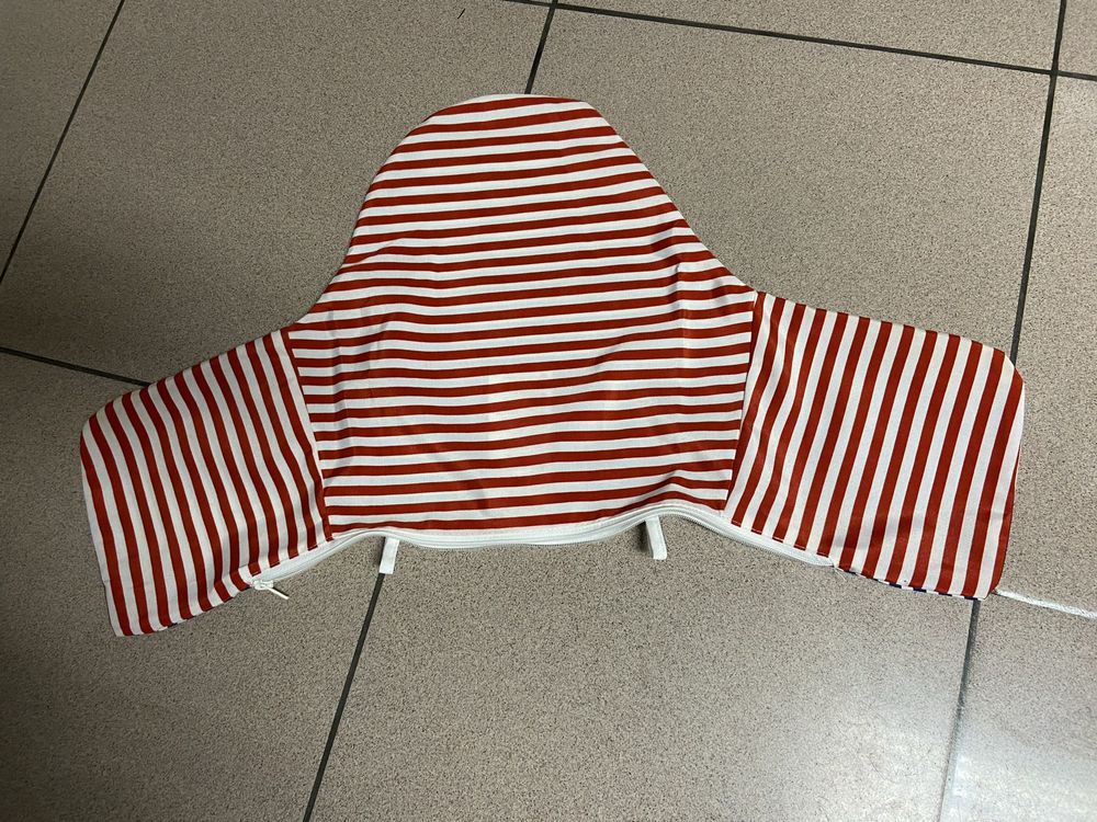 Cadeira alta com tabuleiro para bebé Ikea (reservada)