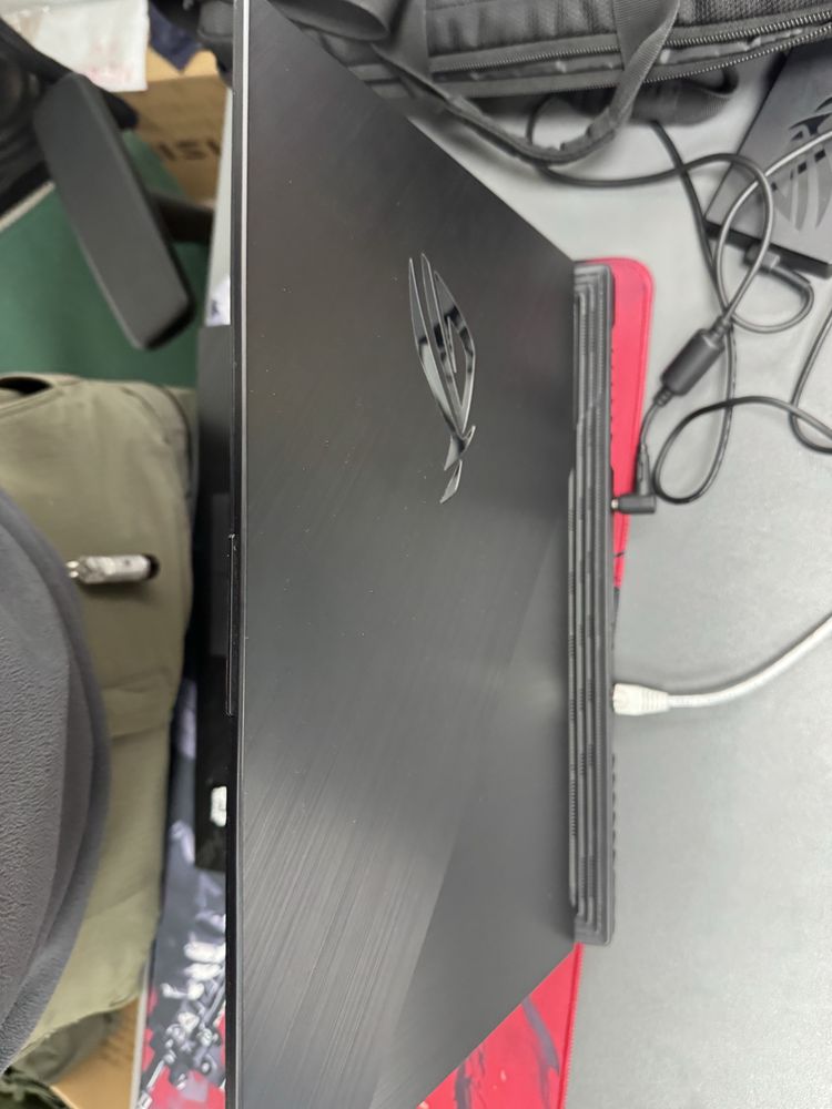 Ноутбук asus rog