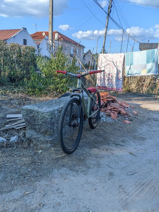 Otte Kosmo pro pra wheelie