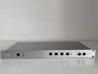 Ubiquiti UniFi Security Gateway Pro usg-pro-4