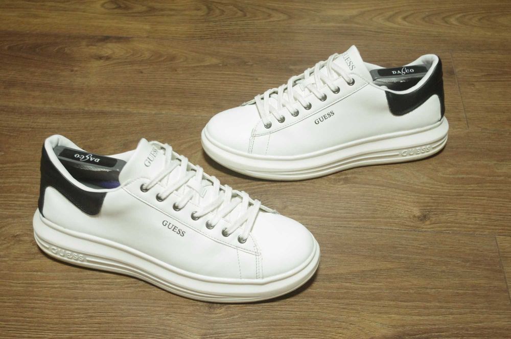 Кроссовки Alexander Mcqueen oversized оригінал 43р ідеал стан шкіра