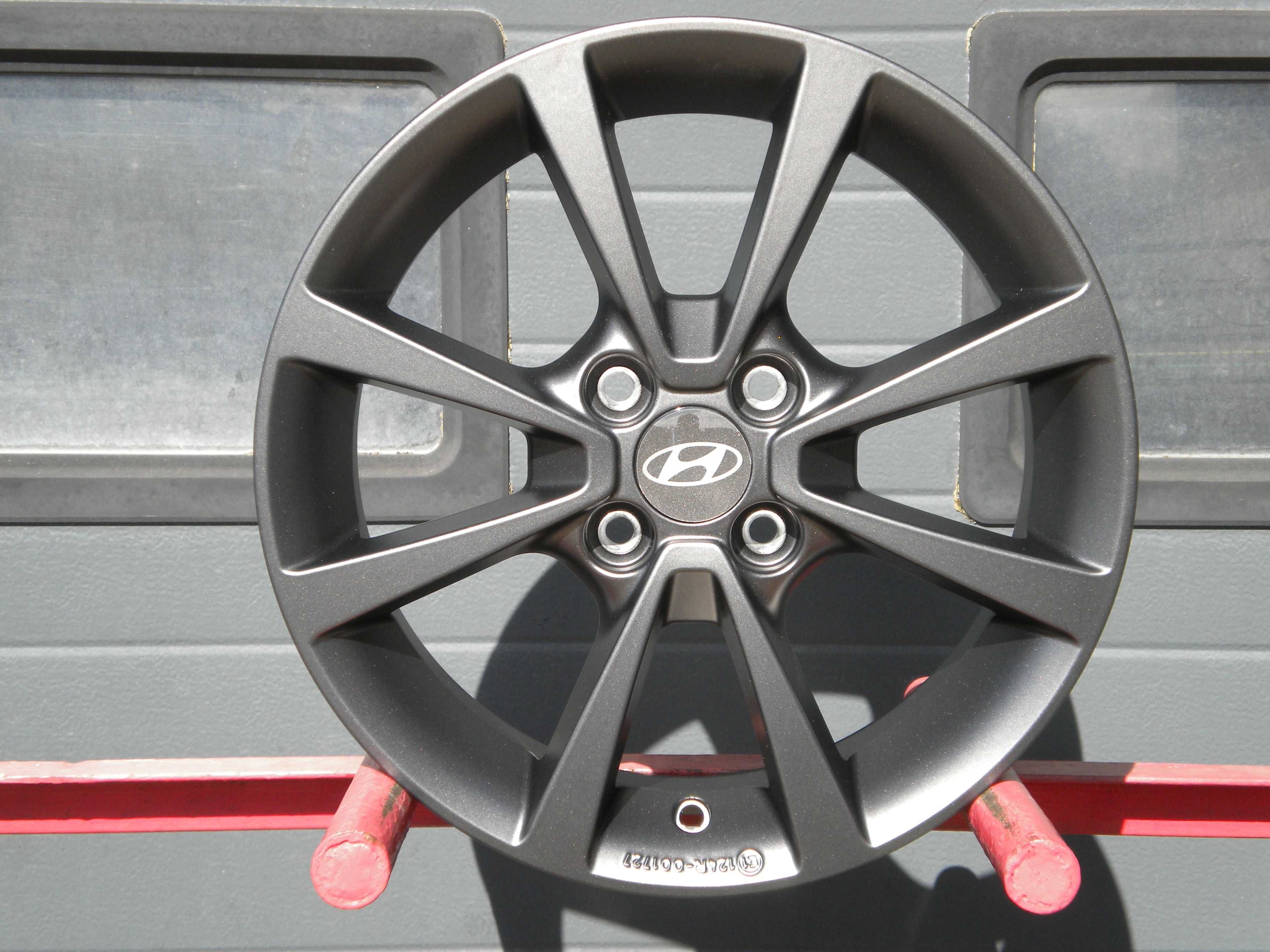 Felgi aluminiowe Hyundai OE 6.0" x 15" 4x100 ET 48 Hyundai i10 III