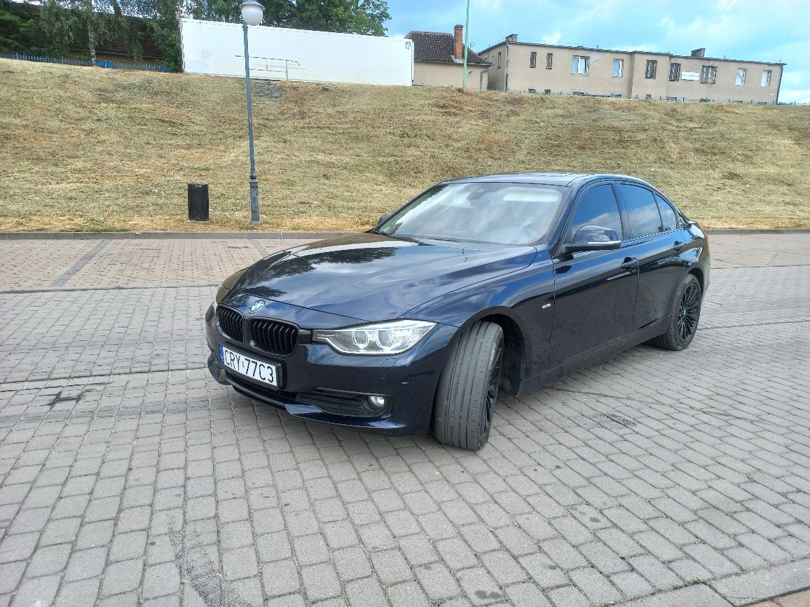 Bmw 320D F30 LUXURY 2.0l 184km 210 000km Automat HeadUp