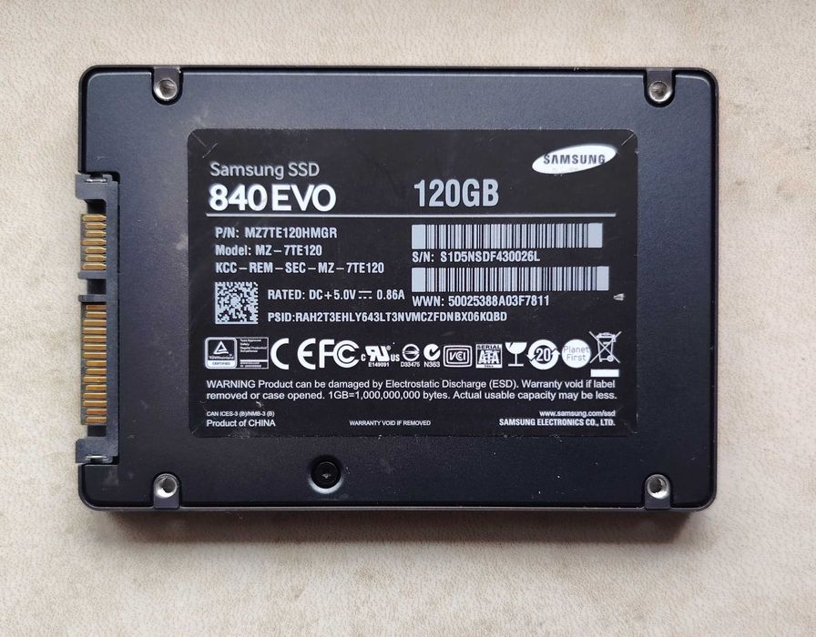 SSD 2.5 SATA диски на 120/256/480/800 ГБ в асортименті