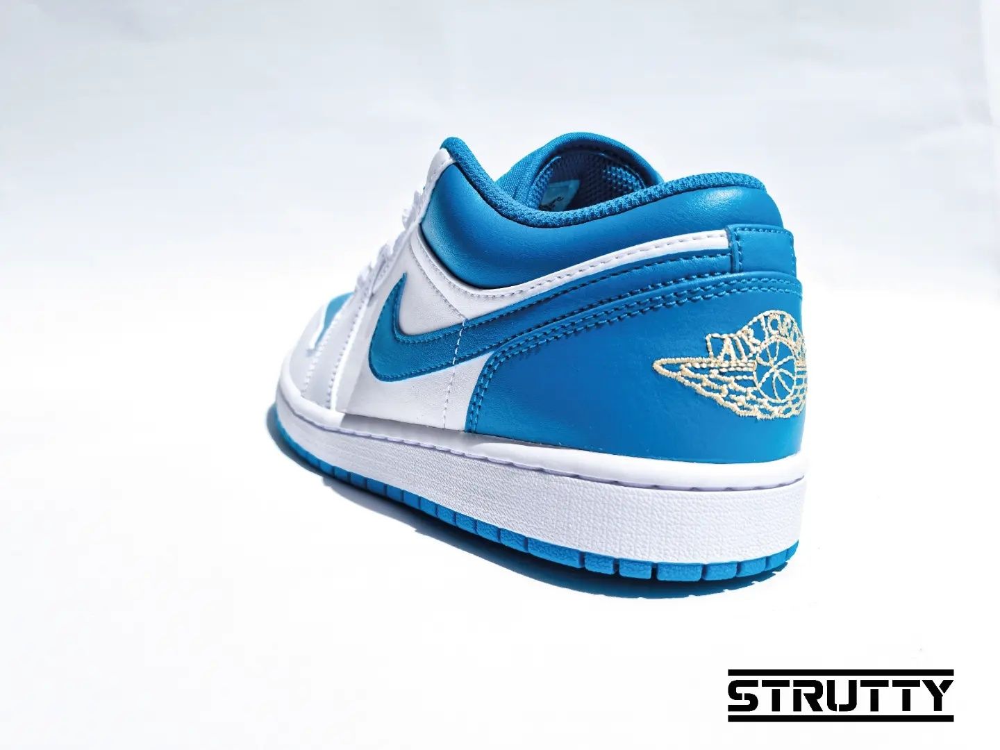 Nike Air Jordan 1 Low Aquatone