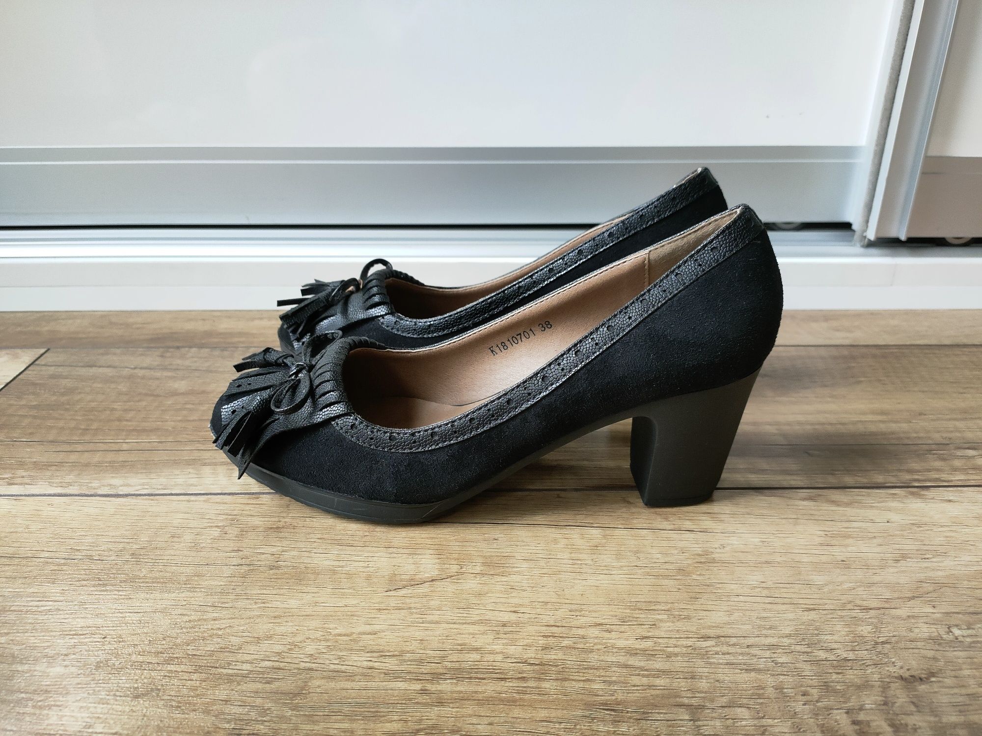 Czółenka Kylie Crazy Shoes buty na obcasie Sabela r. 38 25cm