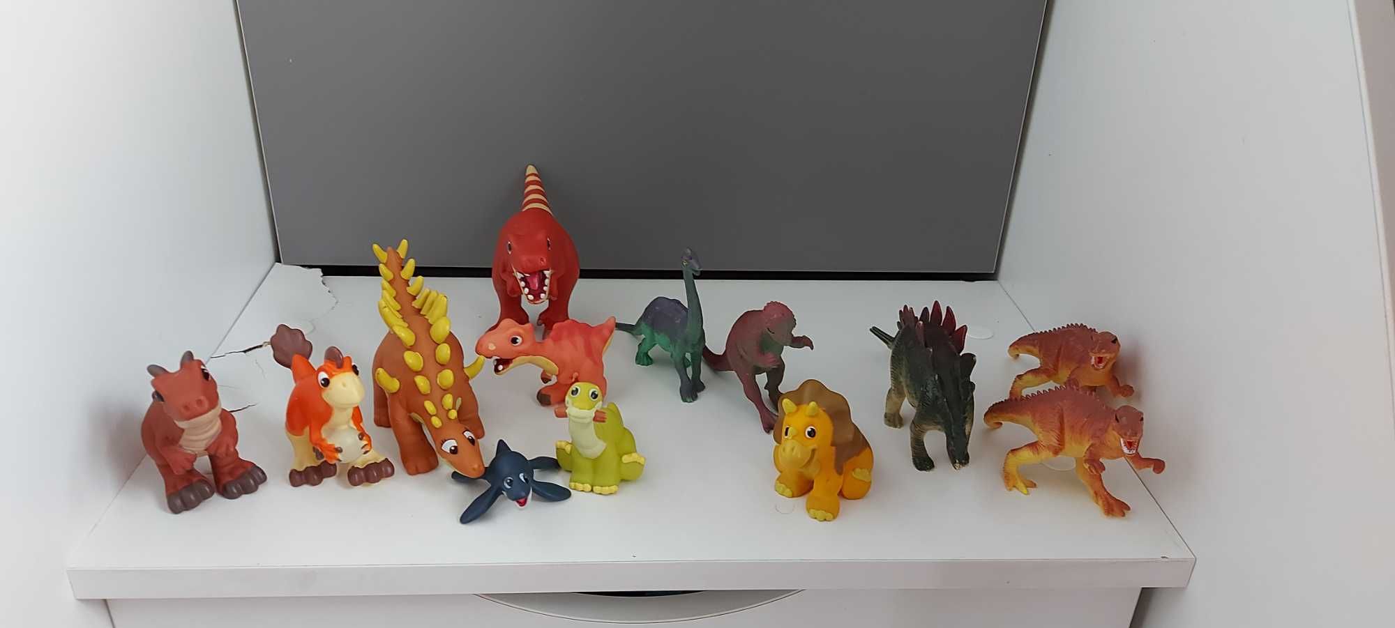 Dinozaury figurki zestaw x 13 sztuk