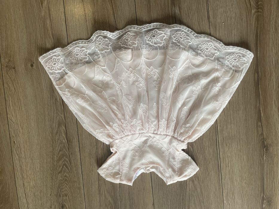 Elegancka Sukienka chrzciny 74 ecru jasny roz koronka