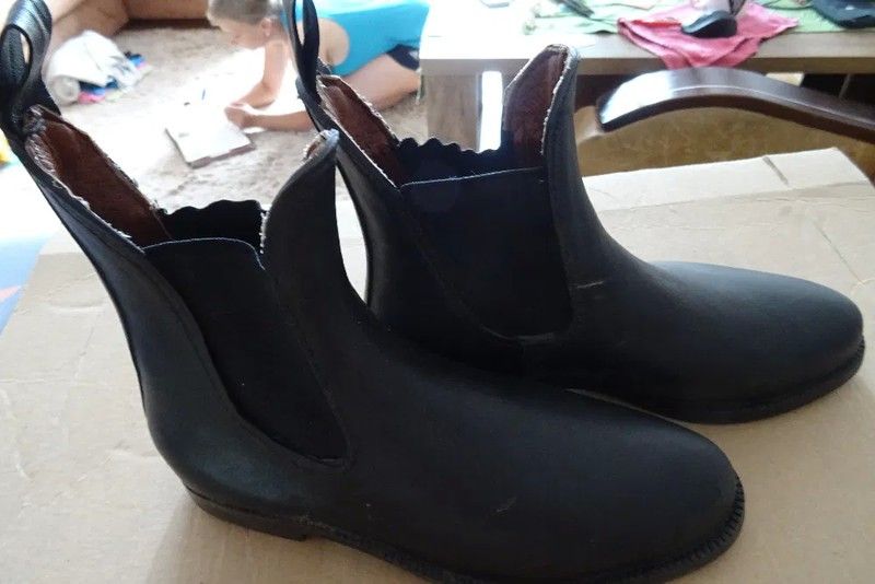 Buty jeździeckie nr 30