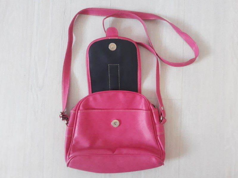 Розовая сумка/сумочка (кожа)