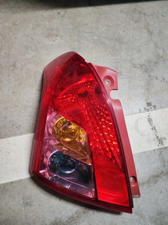 Lampa tył lewy Suzuki Swift mk6 05-10r.