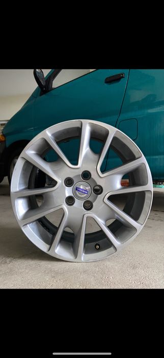 Jantes volvo v40 r design r17