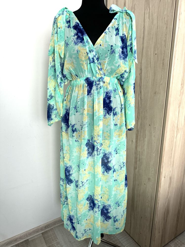 BPC plażowa sukienka midi Narzutka
