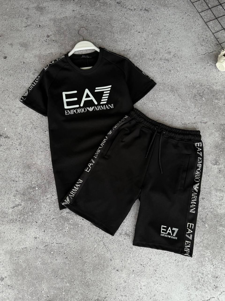 Emporio Armani A7 | Чоловічий комплект: футболка + шорти | Premium