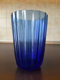 Niebieski wazon kobaltowe szkło niebieskie szkło