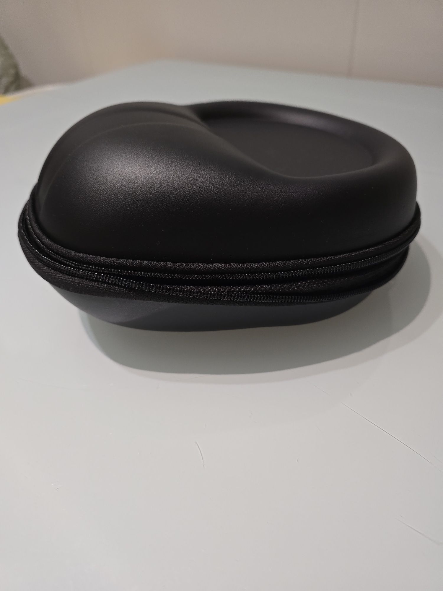 Bolsa rígida para headphones