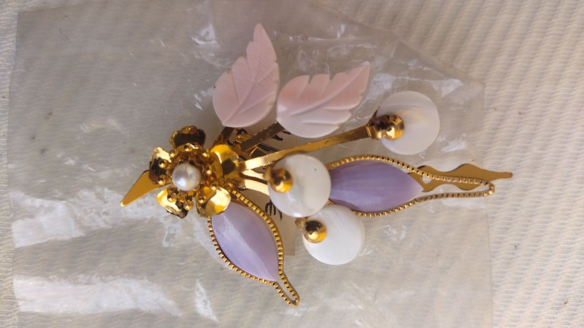 Broche Marfinite