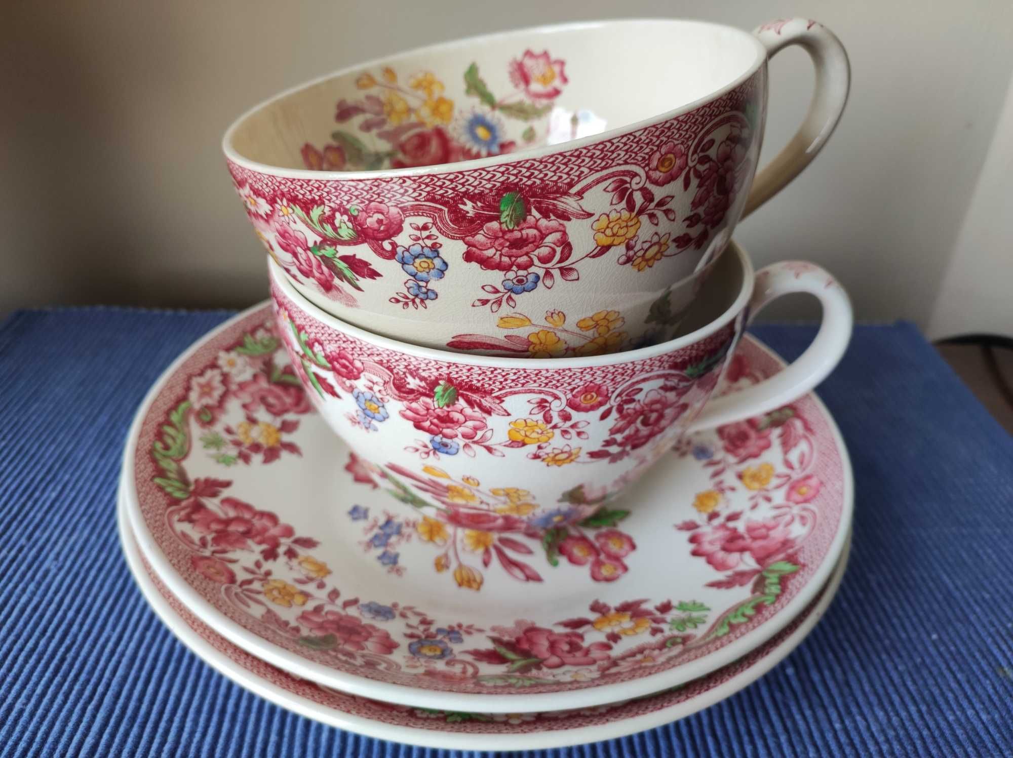 2 Chávenas Almoçadeiras Grandes COPELAND SPODE - "SPODE'S BOUQUET"