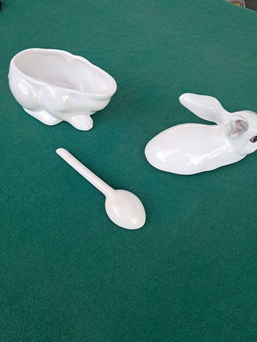 Asucareiro Bordalo Pinheiro.