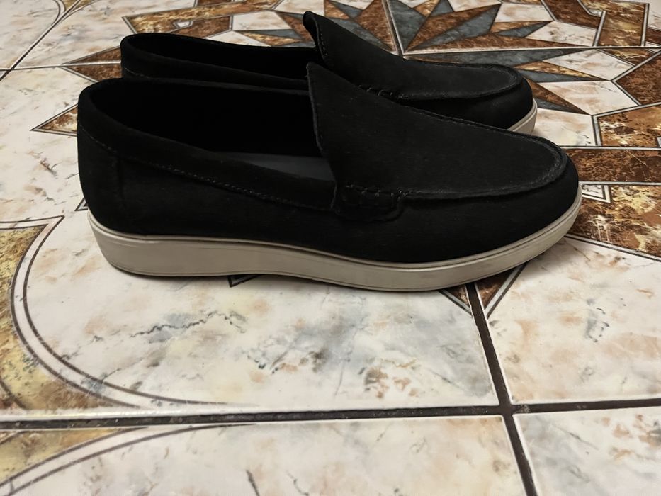 Повсякденні лофери ZARA