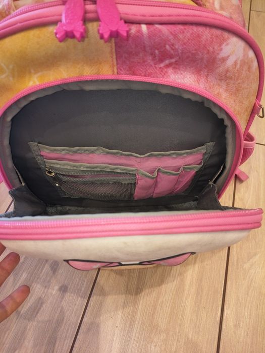 Шкільний ортопедичний рюкзак для дівчинки