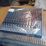 Мікшерний пульт Behringer XENYX X2222USB