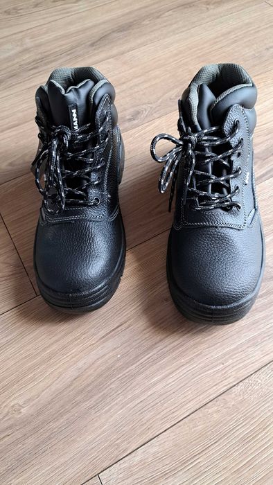 Buty robocze ze skóry. Nowe, rozmiar 42