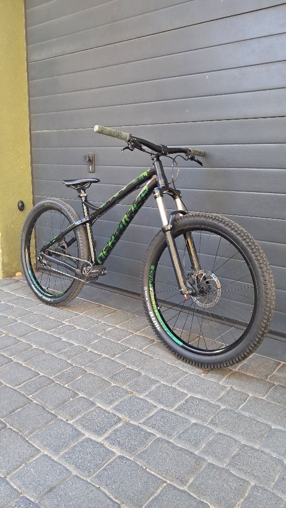 Rower Dirt Dartmoor Primal Intro 27.5