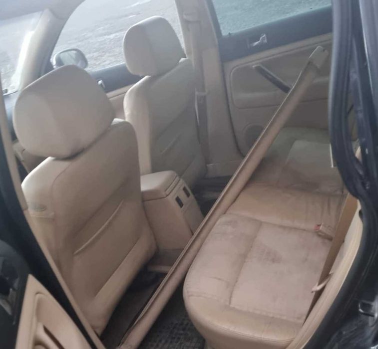 komplet skór skórzane fotele siedzenia kanapa boczki VW Passat B5 komb