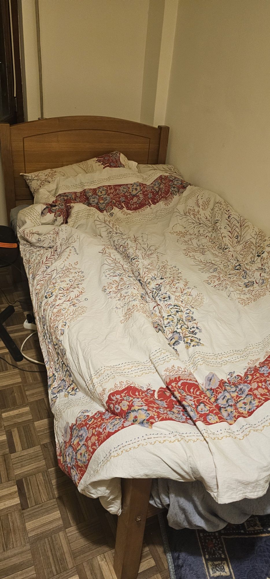 Cama com estrada +colchão