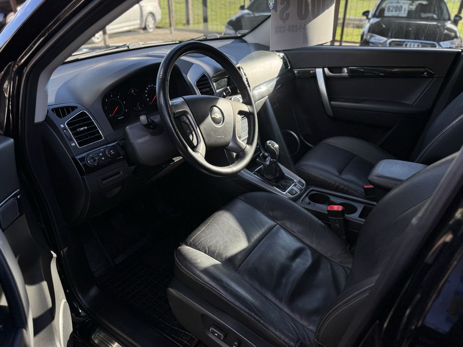 Chevrolet Captiva розстрочка без банків