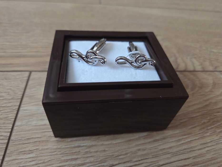 Spinki klucz wiolinowy. Spinki do koszuli, do mankietów.