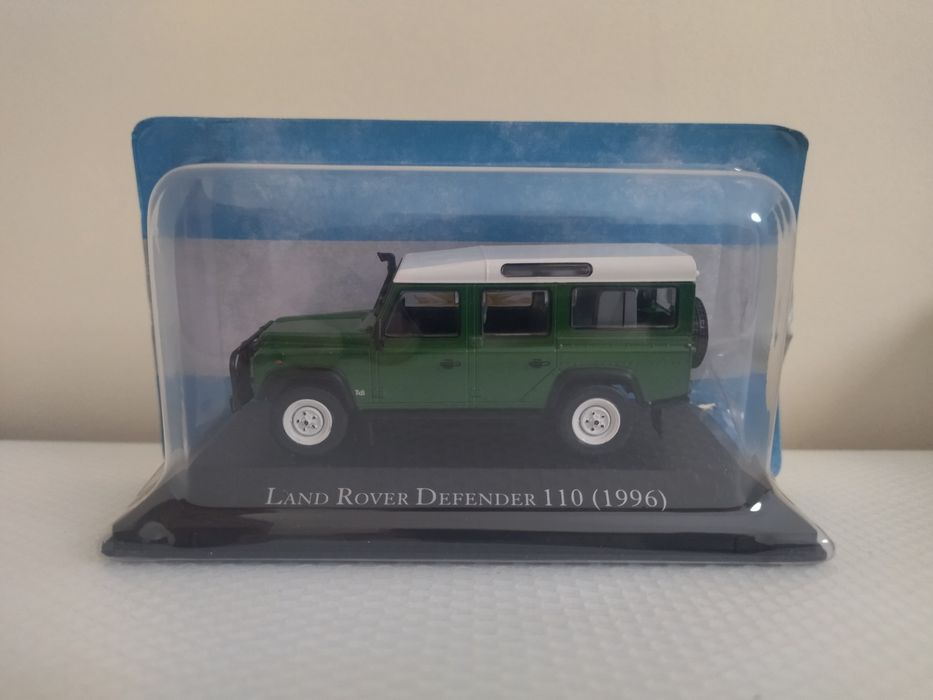 Miniatura Land Rover Defender 110 Nova 1/43