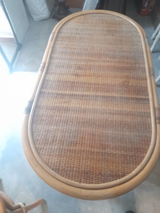 Messa em babu com 2 cadeiras